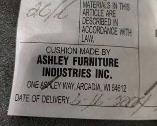 STUNNING ASHLEY DINING TABLE LIKE NEW WITH 6 CHAIRS-THIS IS SOLID AND WHAT I LOVE ABOUT IT IS THAT IT IS SLIGHTLY NARROWER THAN MOST TABLES FOR A BETTER FIT FOR MOST ROOMS. OUR PRICE $200