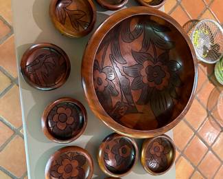 Vintage large salad bowl set