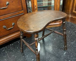 Walnut saddle Stool