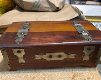 Nice little cedar box with original hardware
