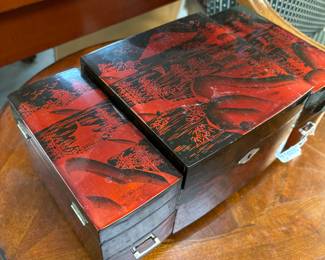 Beautiful Asian Jewelry White and Red Laquer Jewelry Box