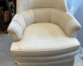 Swivel Over Stuffed Barrel Chair - needs cleaning