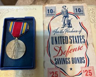 "For the Purchase of United States Defense Savings Bonds",   WWII US Victory Medal in original box.