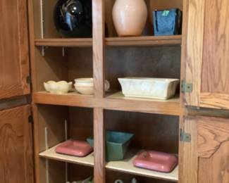 Haegar pots, some decorative birds