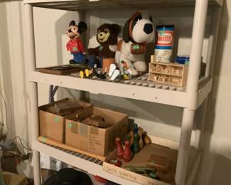Vintage toys….mickey mouse, Smokey the bear, bugs bunny, Tinker toy box….a few toys…wooden blocks, wooden bowling game, 