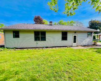 4885 Brook Drive $150,000.
3 Bed: 2 Bath 1958 Ranch w/ Detached 2 Car Garage.