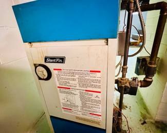 4885 Brook Drive $150,000.
3 Bed: 2 Bath 1958 Ranch w/ Detached 2 Car Garage.