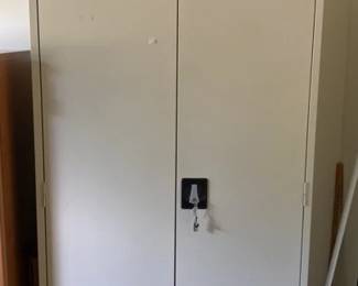 Sandusky Metal Office Garage Storage Cabinet 