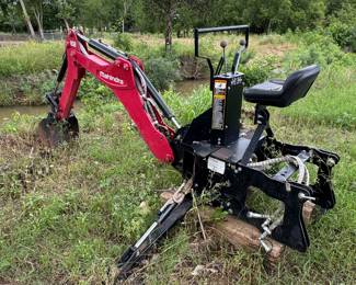 Mahindra Backhoe