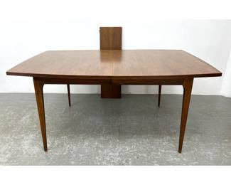 Lot 1130 Broyhill Brasilia Dining Table. 