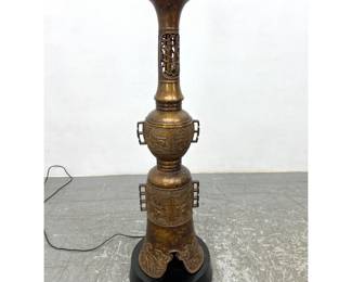 Lot 1116 Large Asian style floor lamp 