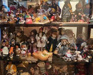 Dolls from every country