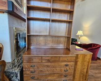 Ethan Allen Hutch