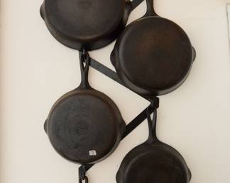 Complete set of Griswold cast iron with rack. 