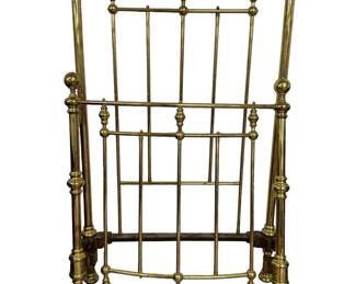 $240 USD     Twin Heavy Brass Vintage Bed Headboard & Footboard EK221-97    Elevate your bedroom with our Twin Heavy Brass Vintage Bed Headboard & Footboard. Made from high-quality brass, this luxurious set adds a touch of elegance to any space. Complete your bedroom ensemble with this exclusive and timeless piece, sure to impress for years to come.

Dimensions: 36w x 60h

Condition: Very good condition.

Local pick up Merrifield, VA.  Please contact us for shipper suggestions      https://goodbyhello.com/products/copy-of-wisteria-acrylic-base-glass-top-dining-table-w-6-acrylic-chairs-ek221-96?_pos=47&_sid=79946e5dc&_ss=r