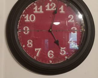 Metal frame clock