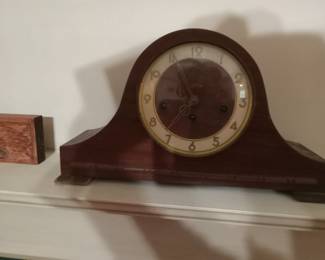 Welby mantle clock circa 1930's with key