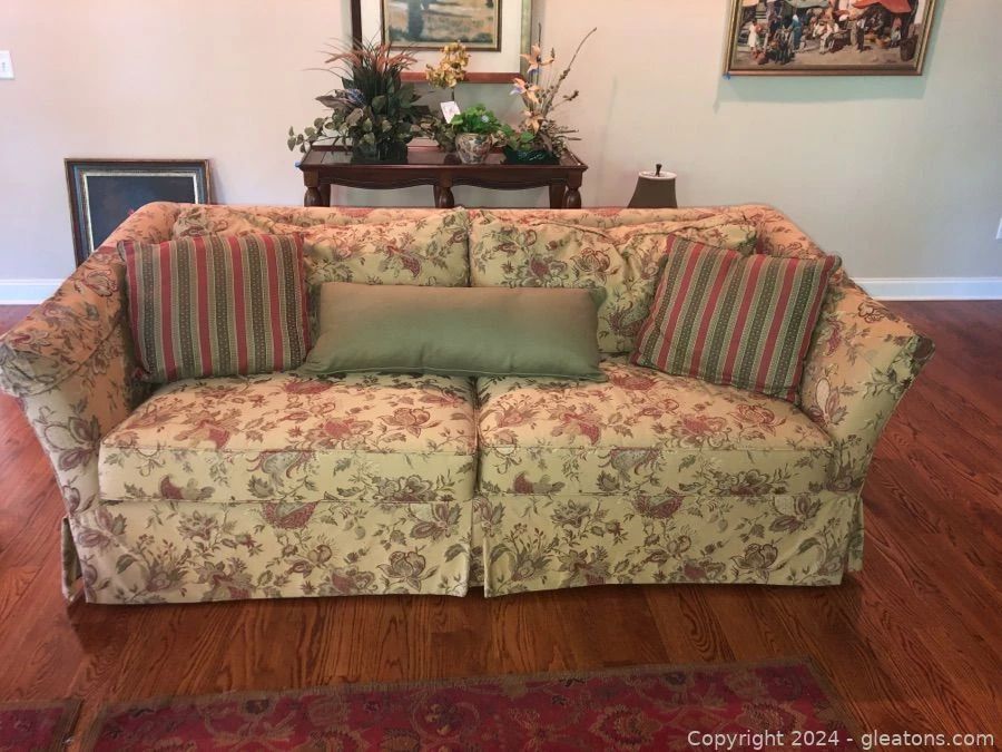 Baccarat, Sterling Silver and Valuable Art... starts on 5/31/2024