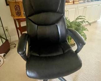 Nice desk chair used rarely