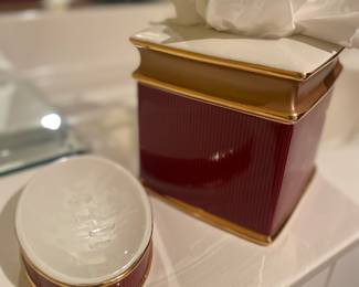 Bathroom accessories