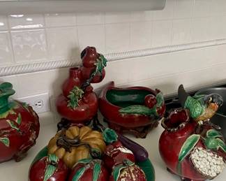 Guandong pottery