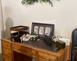Wood desk with inlay top