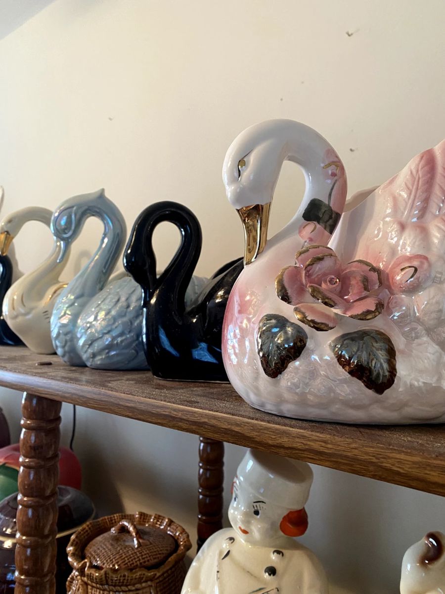 Linda Selby Young Sale by Ross Estate Sales starts on 6/7/2024