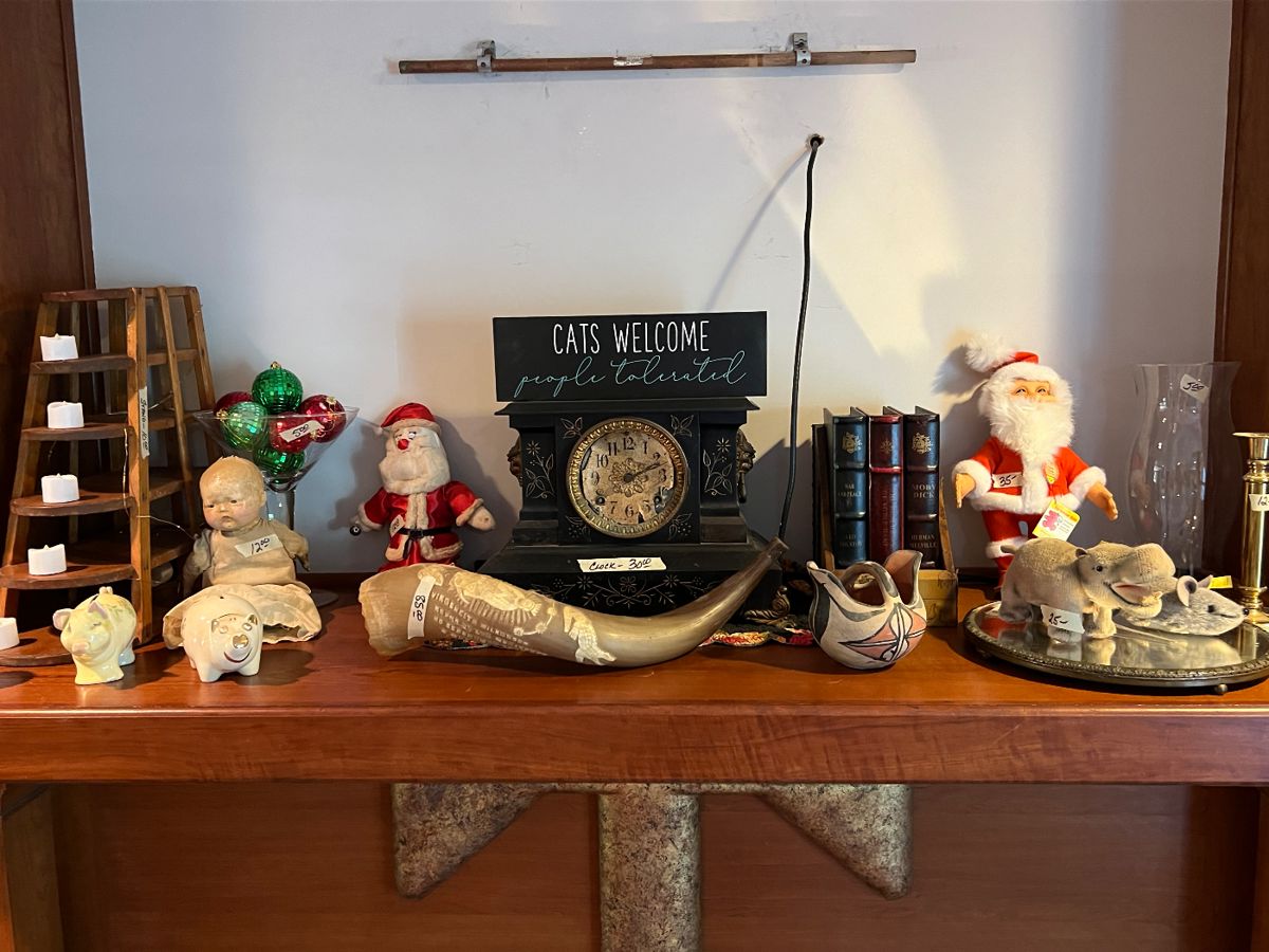 Prairie Village Primitives Sale Pence Estate... starts on 6/14/2024