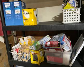 Assorted light bulbs