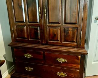 Ethan Allen Raised Panel Old Tavern Wardrobe Armoire