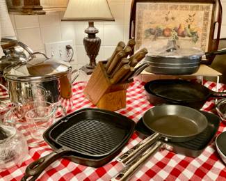 Cast Iron, Knife set with Block