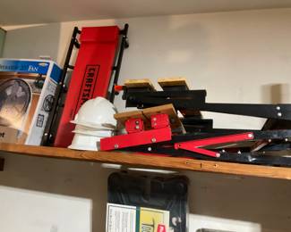 2 Work benches, Craftsman creeper