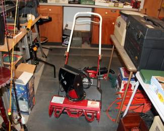 Snapper Snow Thrower