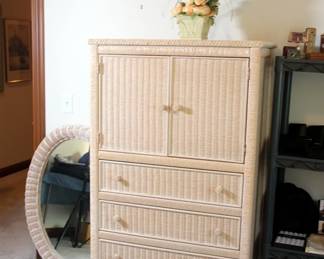 Lexington Henry Link Wicker Bedroom Set(Queen Headboard, Chest of Drawers, Storage Trunk, Small Dresser & Oval Mirror)