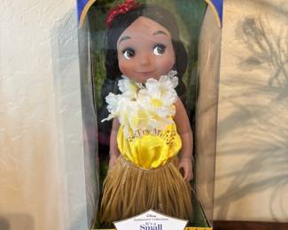 New in box It’s a Small World Animator Collection Doll- Hawaii