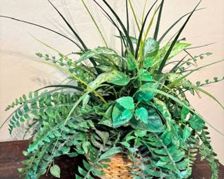 Faux plant basket 