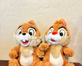 Chip & Dale chipmunks 
