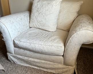 Floral upholstered white chair photo 2