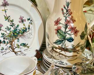 Villeroy and Boch Botanica China Set - 60% off