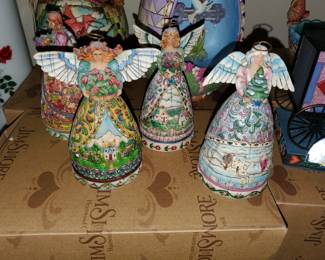 Jim Shore plus more pieces