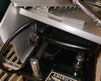 Professional deli meat slicer