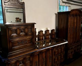 King size bedroom set