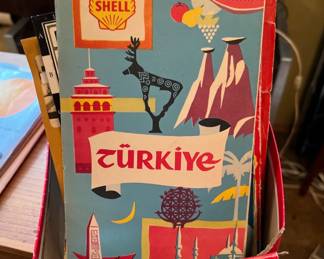 Lots of tourist maps & brochures