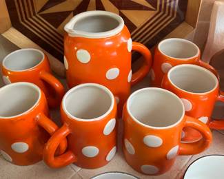 Unmarked pottery set