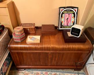 1940s Lane cedar chest