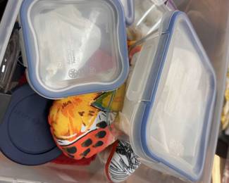 Locking Hlass Containers