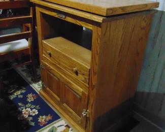White Clad  TV Stand with swivel top- Oak
