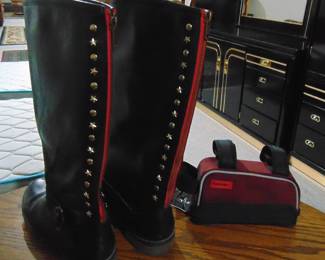 boots ,  sorry I forgot the size  for a child for sure