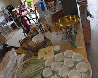 Kitchen Items, Glassware, Dishes, Pot & Pans