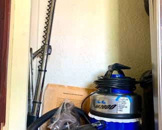 SilverKing Blue Max Air 2000 Vaccum with all accessories. Tested